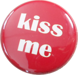 Kiss me button red